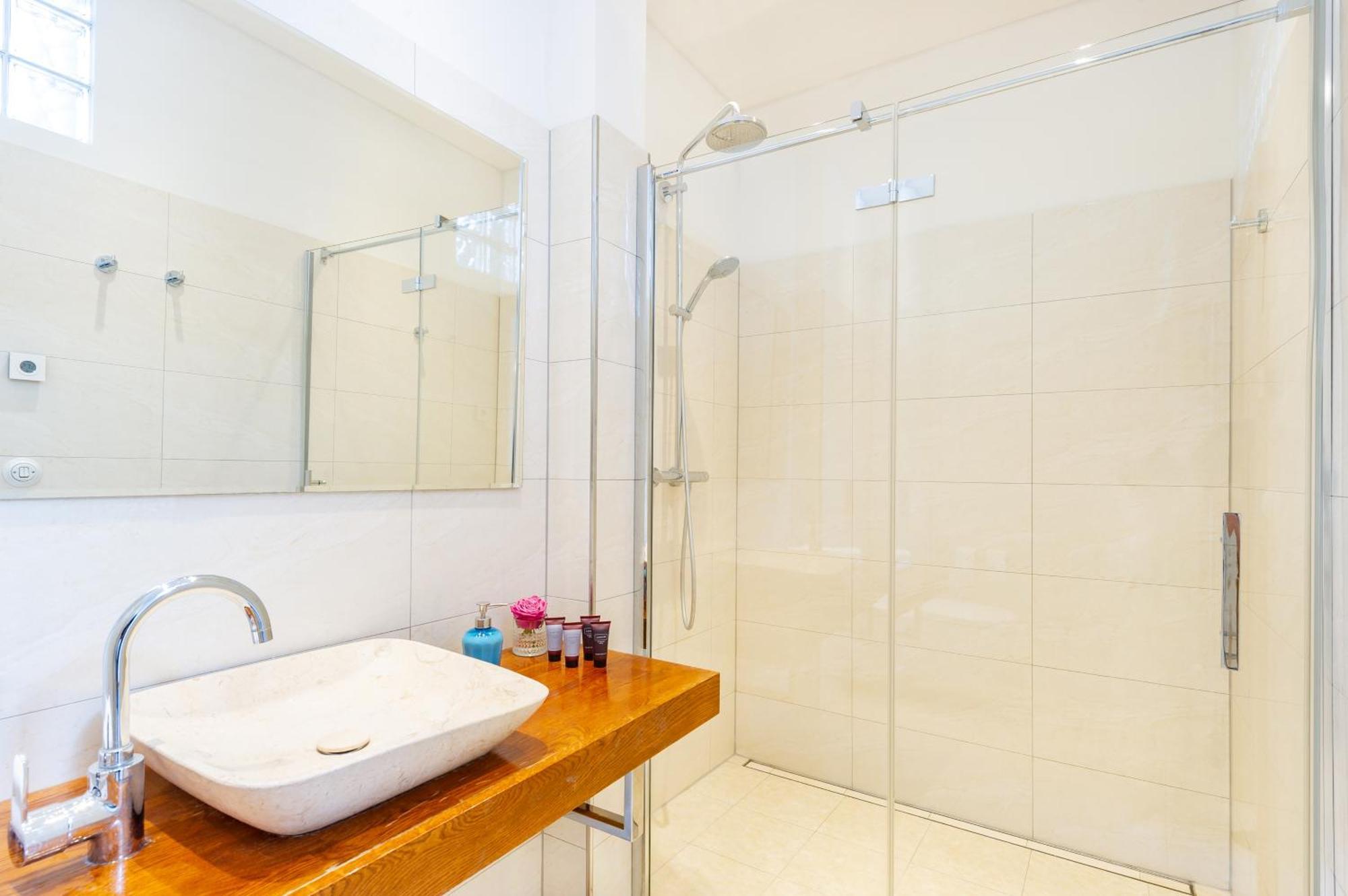 The Rooms Ceske Budejovice Exterior foto